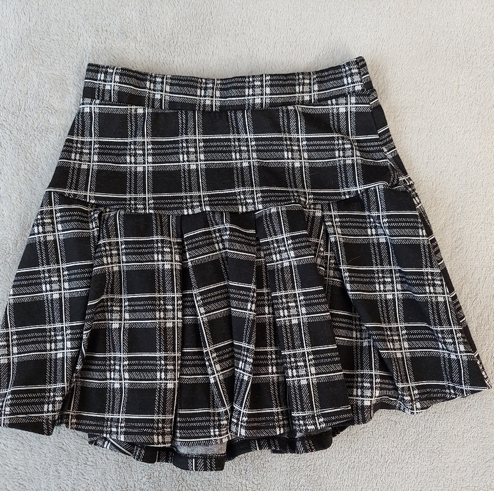 Hesperus plaid pleated skirt